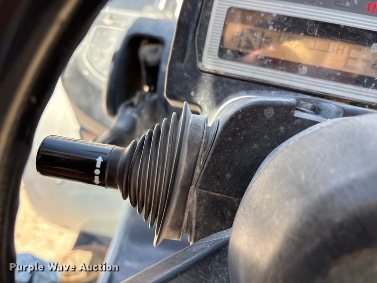 image for item EU4895 2016 UniCarriers PF80YLP forklift