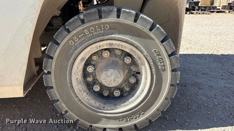 image for item EU4895 2016 UniCarriers PF80YLP forklift