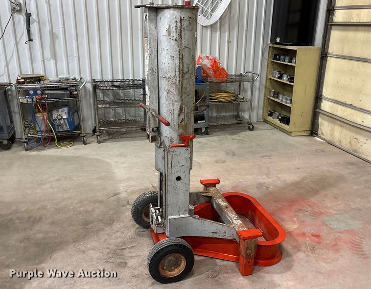 image for item EU4898 Gray TNT 550 air lift