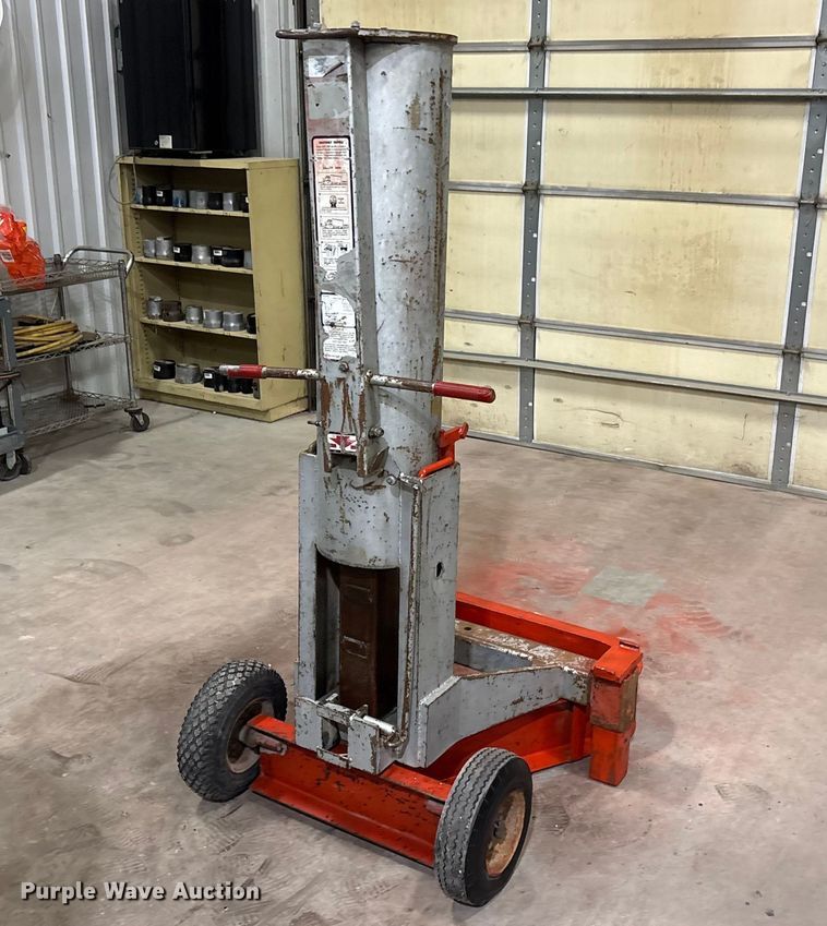 image for item EU4898 Gray TNT 550 air lift