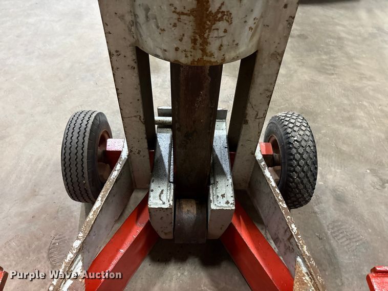 image for item EU4898 Gray TNT 550 air lift