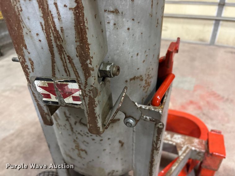 image for item EU4898 Gray TNT 550 air lift