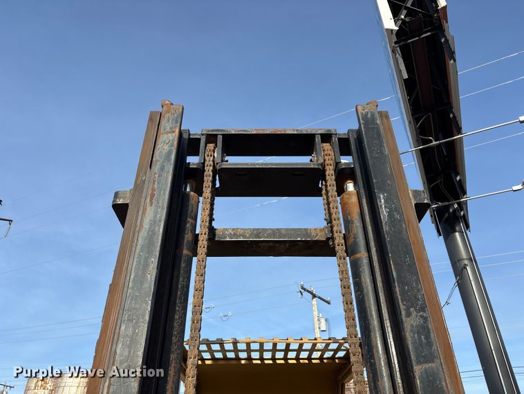 image for item EU4900 Mastercraft MC0811126 forklift