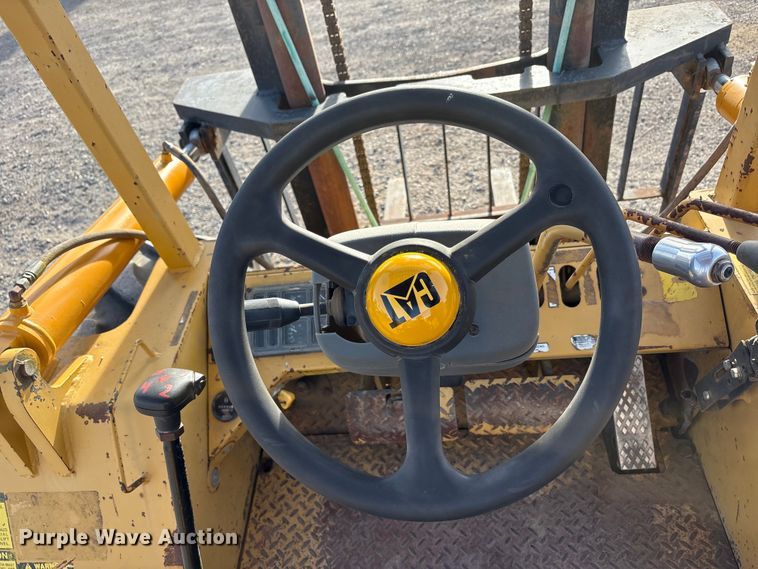 image for item EU4900 Mastercraft MC0811126 forklift