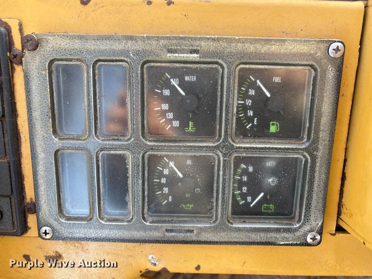 image for item EU4900 Mastercraft MC0811126 forklift