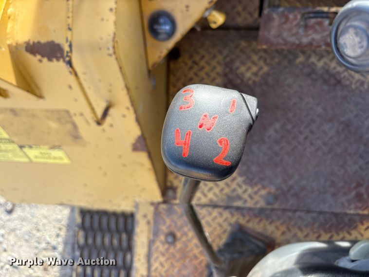 image for item EU4900 Mastercraft MC0811126 forklift