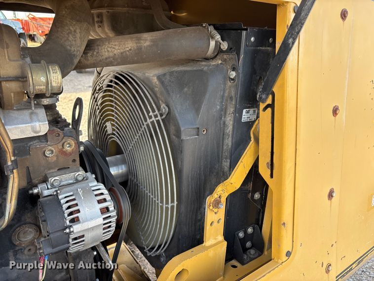 image for item EU4900 Mastercraft MC0811126 forklift