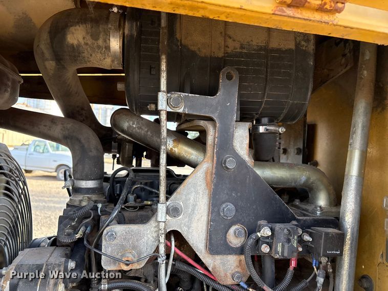 image for item EU4900 Mastercraft MC0811126 forklift