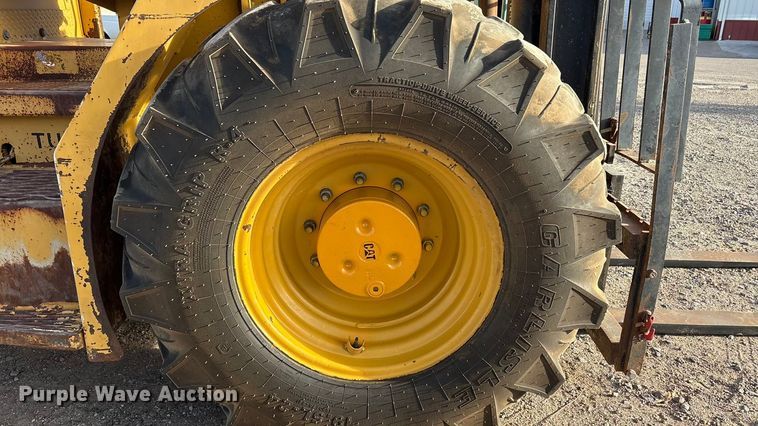 image for item EU4900 Mastercraft MC0811126 forklift