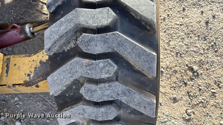 image for item EU4900 Mastercraft MC0811126 forklift