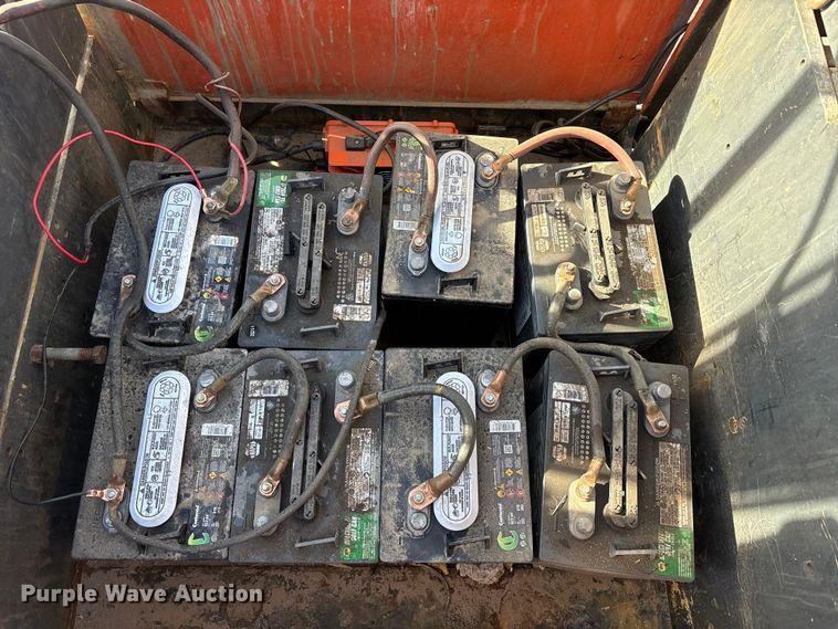 image for item EU4902 Toyota 30-5FBCHU25 forklift