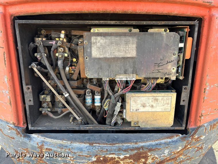 image for item EU4902 Toyota 30-5FBCHU25 forklift