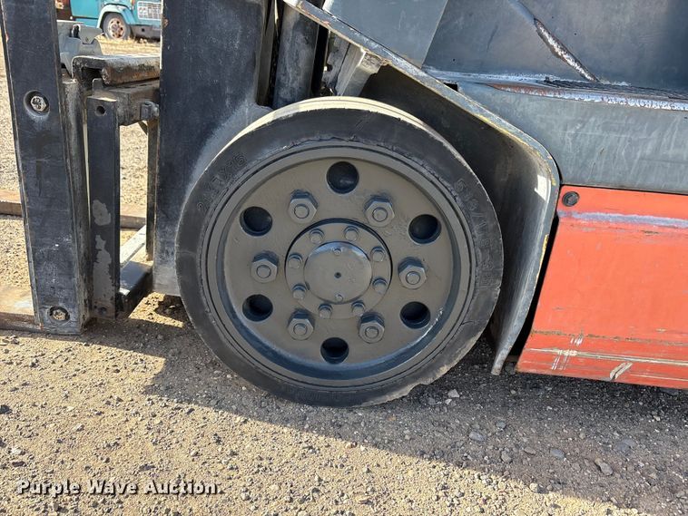 image for item EU4902 Toyota 30-5FBCHU25 forklift