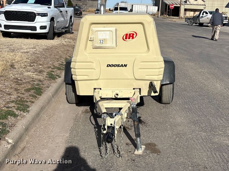 image for item EU4903 2004 Ingersoll Rand P184JD generator