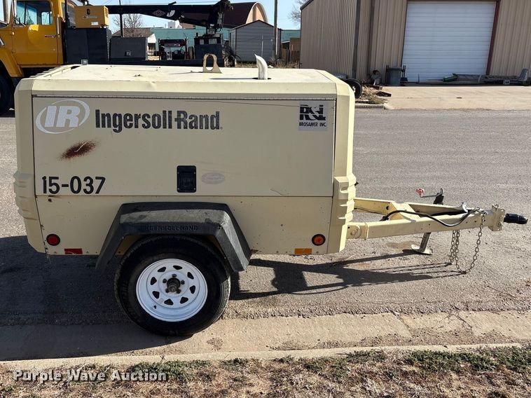 image for item EU4903 2004 Ingersoll Rand P184JD generator