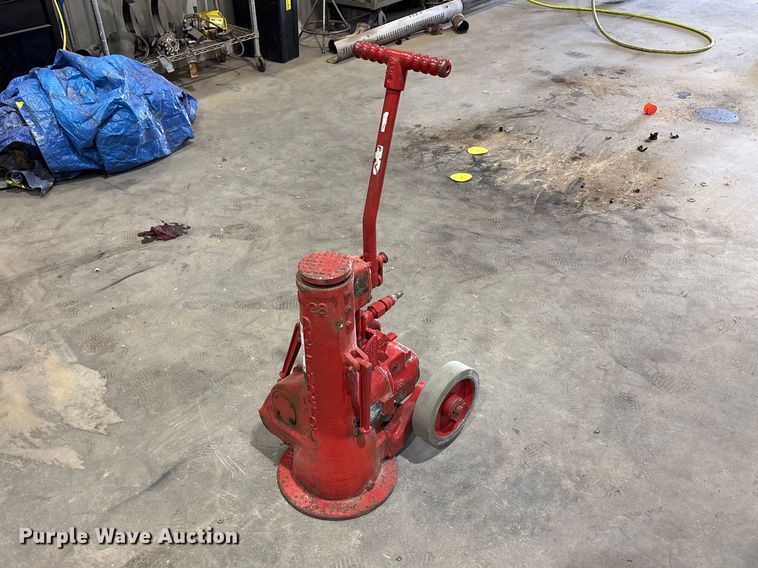 image for item EU4904 Duff-Norton Company 528 50 ton jack