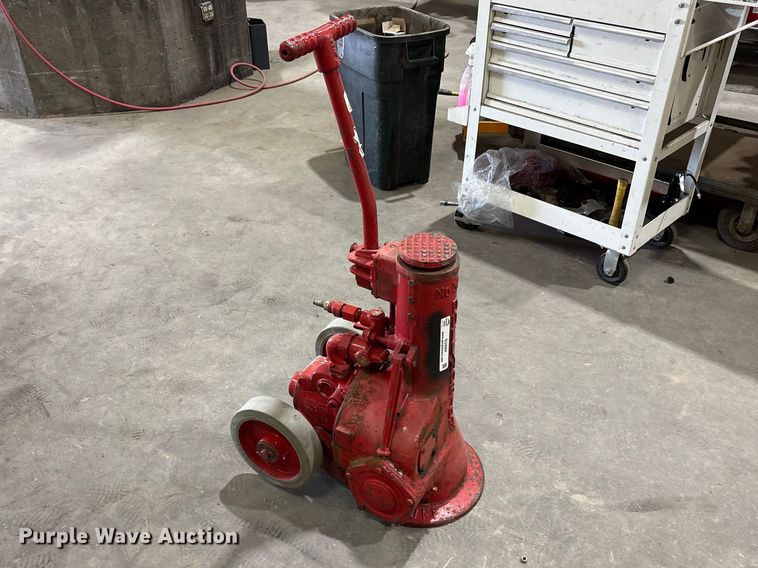 image for item EU4904 Duff-Norton Company 528 50 ton jack