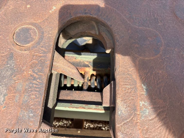 image for item EU4909 Truck parts