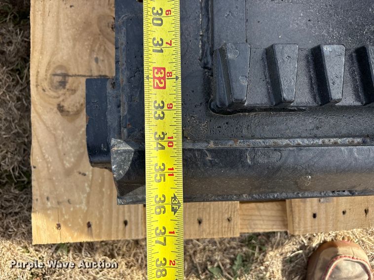 image for item EU4909 Truck parts