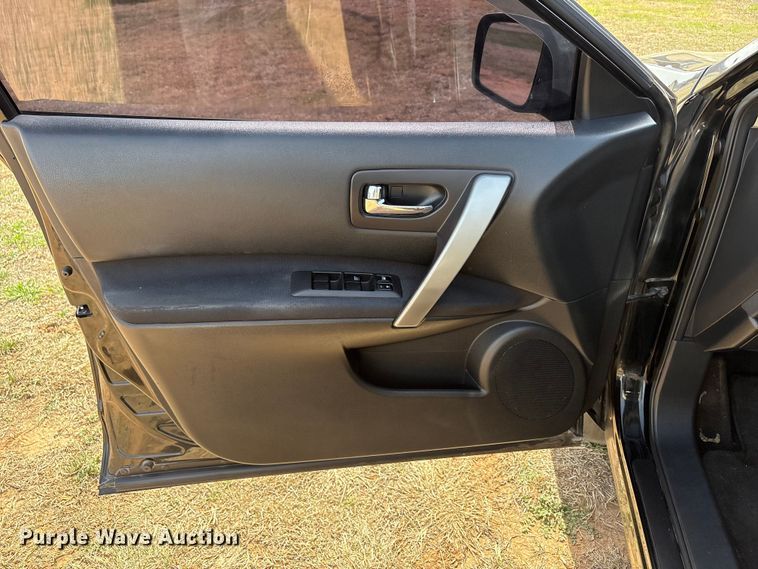 image for item EU4917 2009 Nissan Rogue SUV