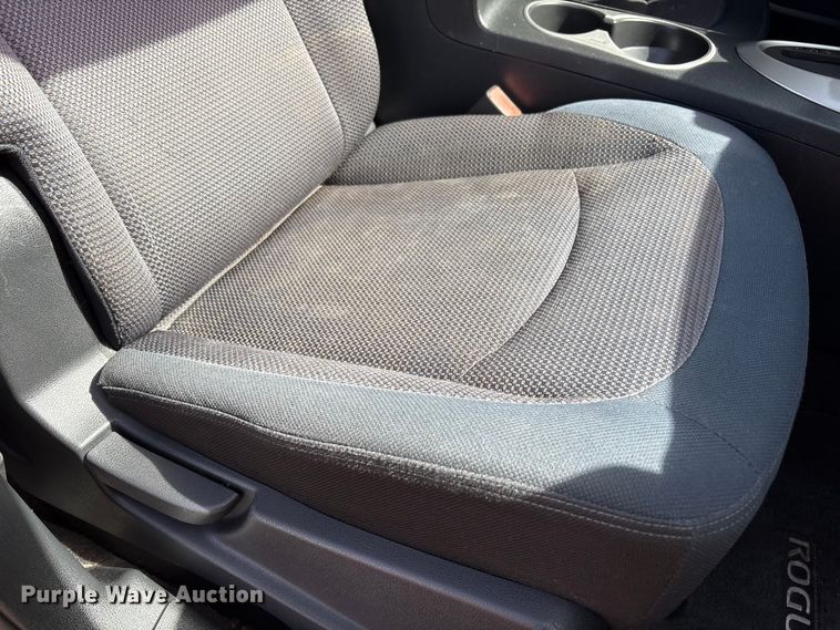 image for item EU4917 2009 Nissan Rogue SUV