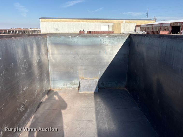 image for item EU4950 Roll-off container