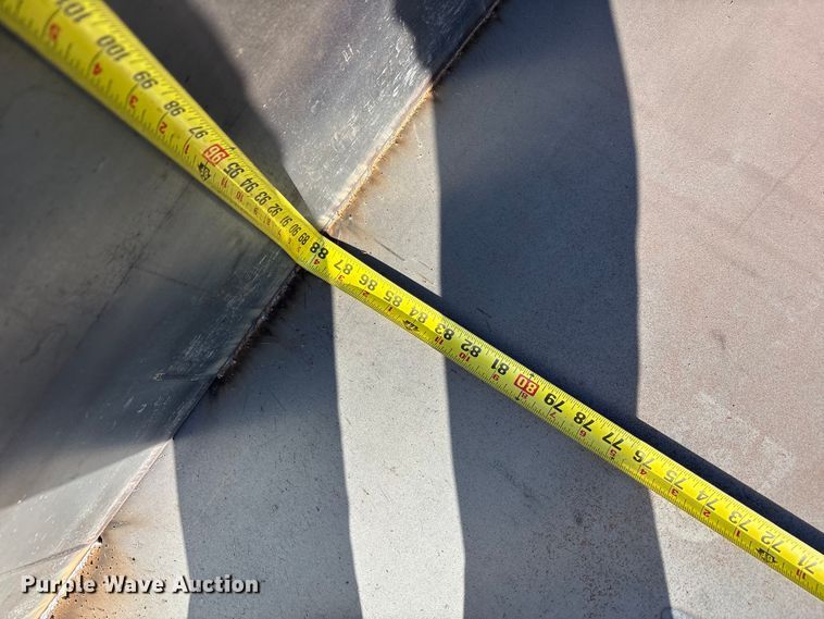 image for item EU4953 Roll-off container