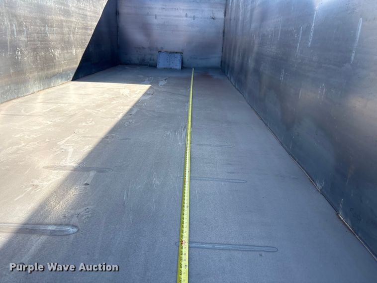 image for item EU4954 Roll-off container