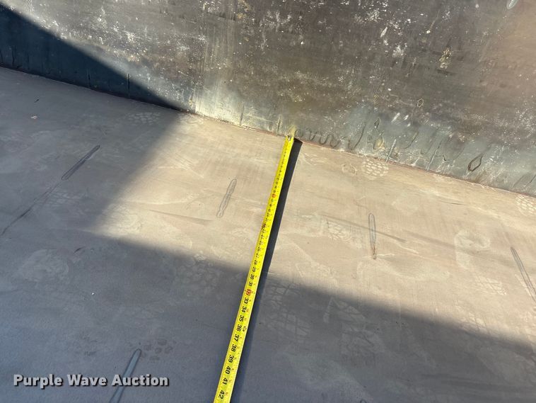 image for item EU4955 Roll-off container