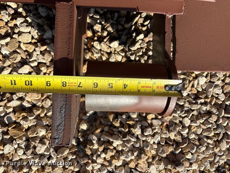 image for item EU4956 Roll-off container