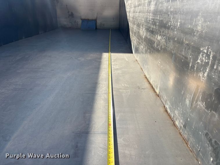 image for item EU4956 Roll-off container