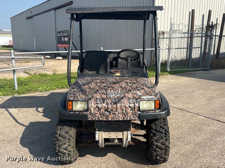 image for item EU7406 2004 Club Car XRT 1500 utility vehicle