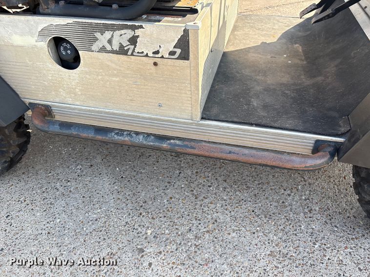 image for item EU7406 2004 Club Car XRT 1500 utility vehicle