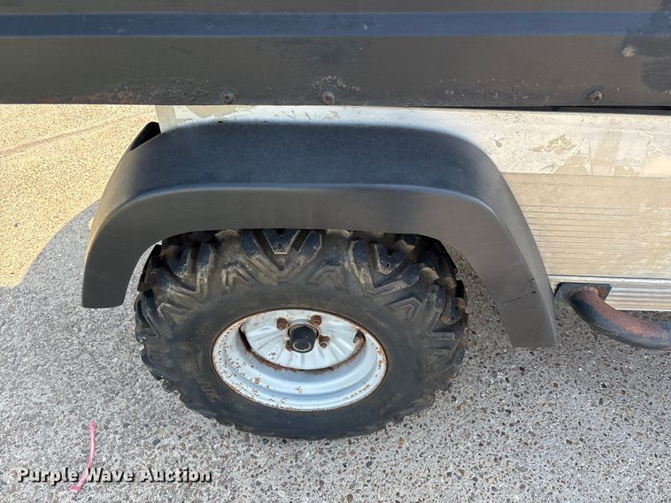 image for item EU7406 2004 Club Car XRT 1500 utility vehicle