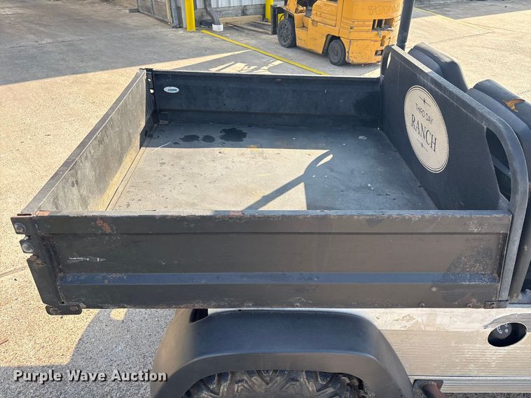 image for item EU7406 2004 Club Car XRT 1500 utility vehicle