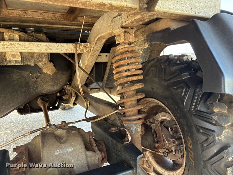 image for item EU7406 2004 Club Car XRT 1500 utility vehicle