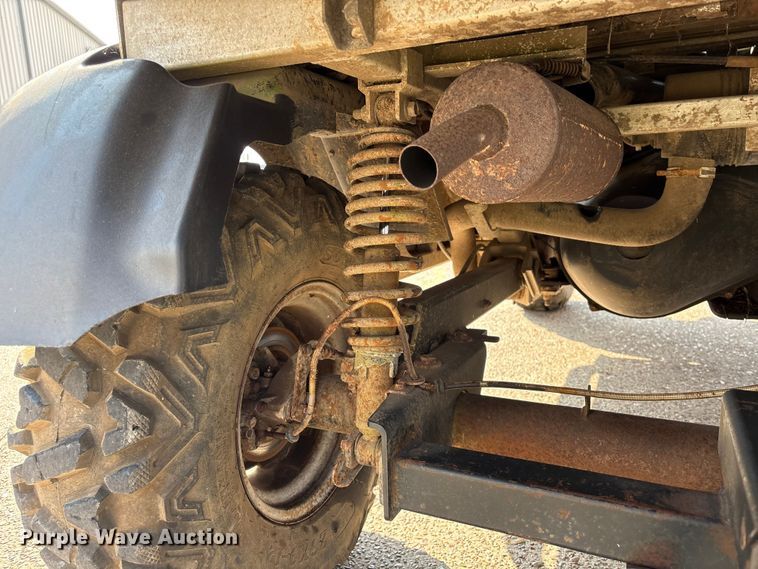 image for item EU7406 2004 Club Car XRT 1500 utility vehicle