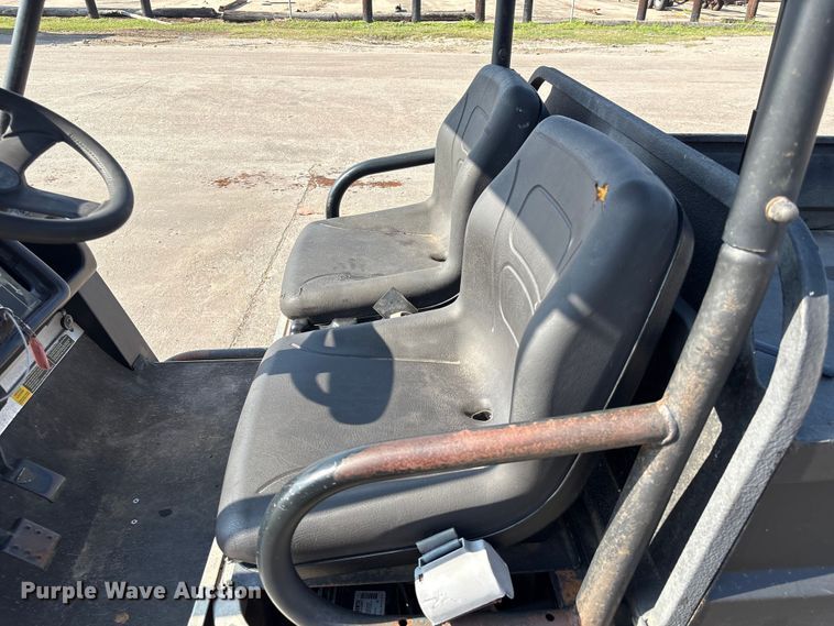 image for item EU7406 2004 Club Car XRT 1500 utility vehicle