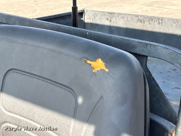 image for item EU7406 2004 Club Car XRT 1500 utility vehicle