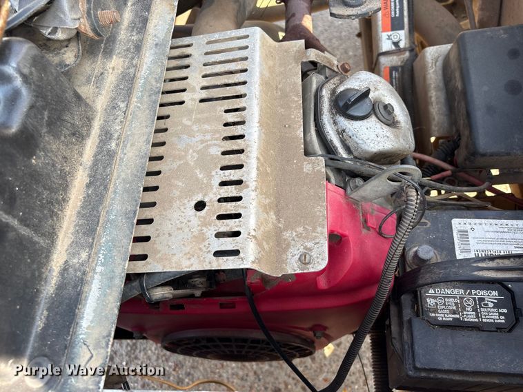 image for item EU7406 2004 Club Car XRT 1500 utility vehicle