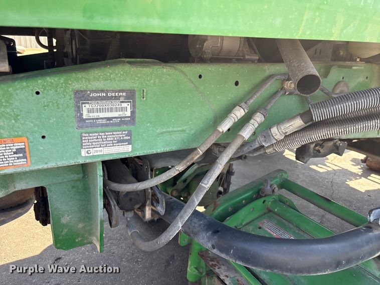 image for item EU7409 2010 John Deere 7700 Precision Cut reel mower