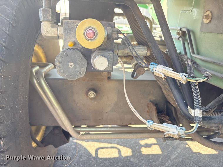 image for item EU7409 2010 John Deere 7700 Precision Cut reel mower