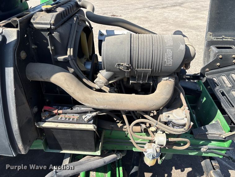 image for item EU7409 2010 John Deere 7700 Precision Cut reel mower