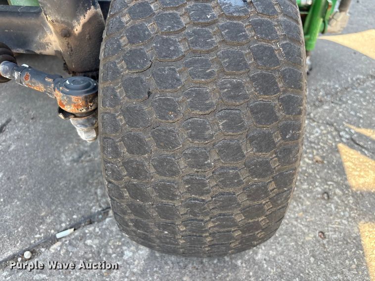 image for item EU7409 2010 John Deere 7700 Precision Cut reel mower