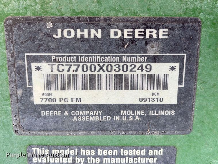 image for item EU7409 2010 John Deere 7700 Precision Cut reel mower