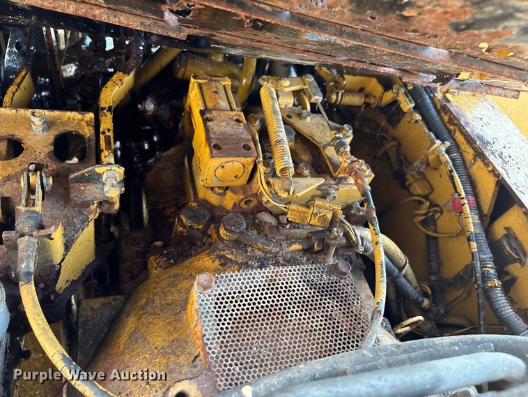 image for item EU7412 Caterpillar forklift