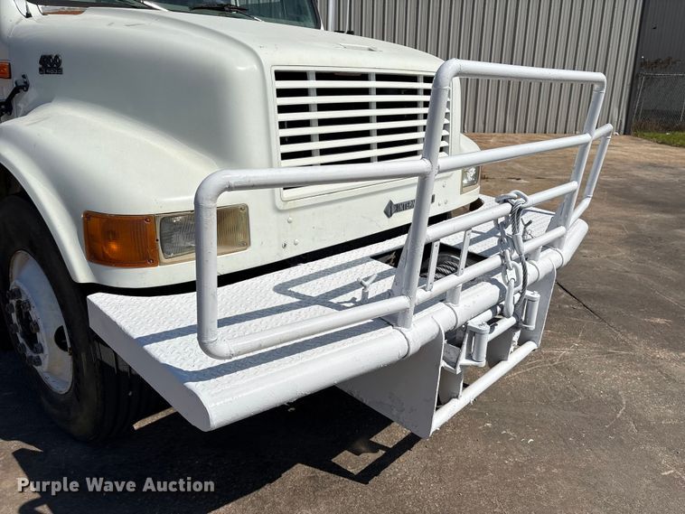 image for item EU7413 2002 International 4700 utility / service truck