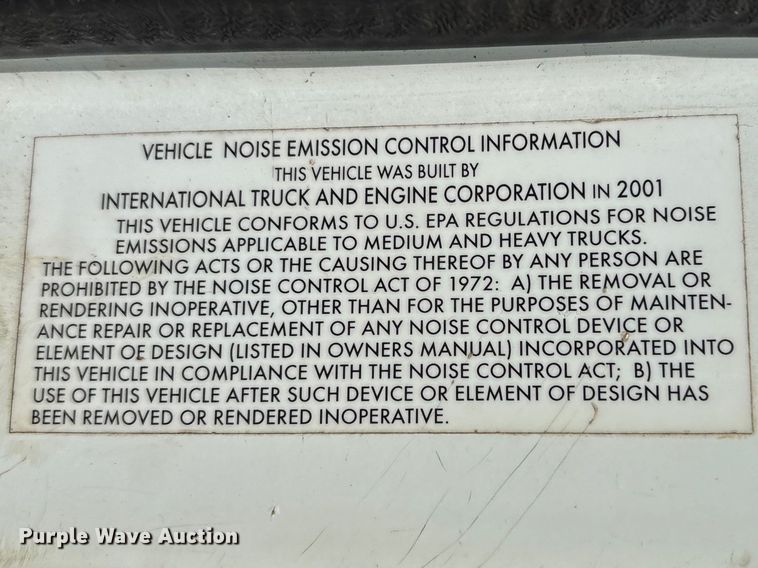 image for item EU7413 2002 International 4700 utility / service truck