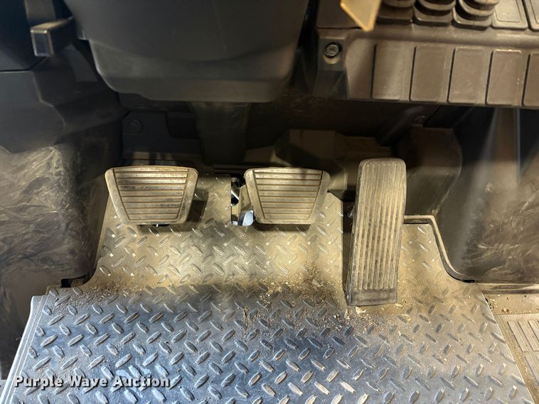 image for item EU8584 2015 Nissan CFS40 forklift