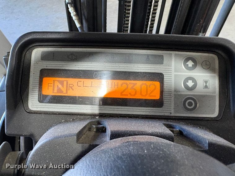 image for item EU8584 2015 Nissan CFS40 forklift